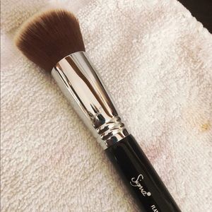 New Brand Flat Kabuki F80 Sigma Brush!